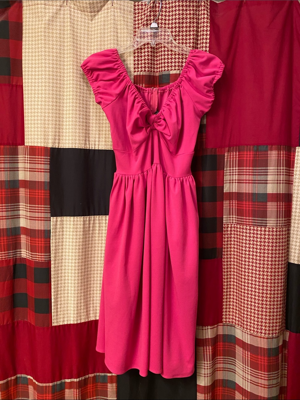 Pinup couture hot pink Natalie dress - Picture 4 of 6